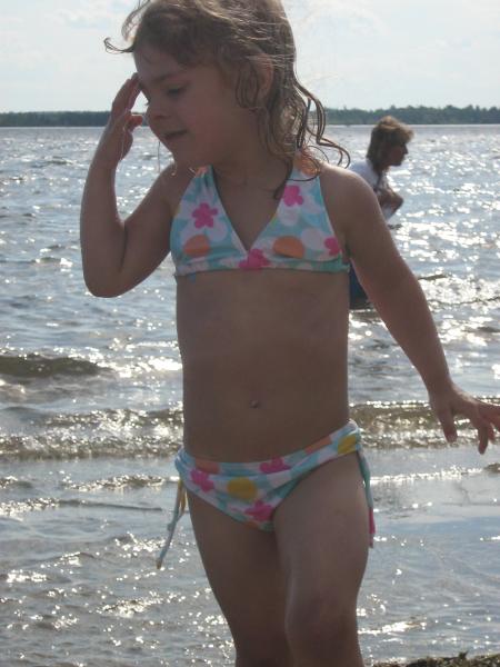 Pose a la BayWatch